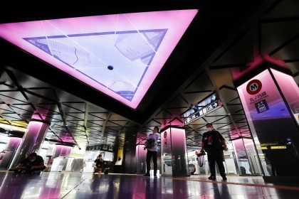 Ga tàu điện ngầm ở khu mua sắm Ginza trong "diện mạo" mới