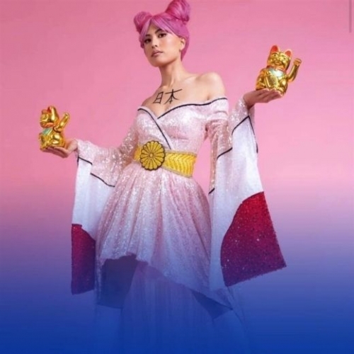 Hoa hậu Nhật Bản bị lên án vì mặc “kimono cho người chết”