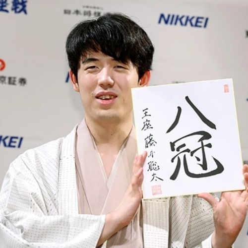 Sota Fujii trở thành người đầu tiên giành được tất cả 8 danh hiệu lớn