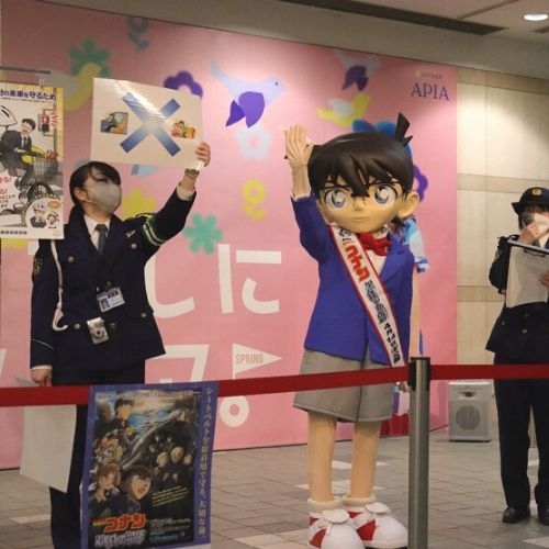 Conan tham gia chiến dịch về giao thông và tuyên truyền cho movie 26