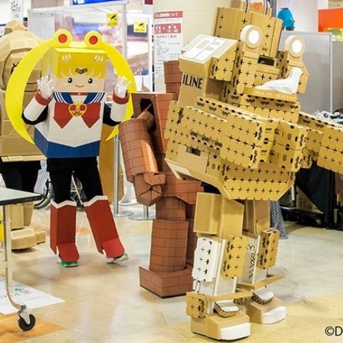 Lễ hội cosplay bằng bìa cứng độc đáo ở Aomori