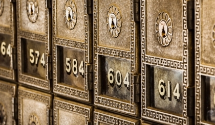 Chiếc két sắt xa xỉ - Truyện ngắn Shinichi Hoshi