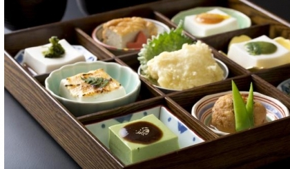 Goma Dofu - Đậu phụ mà chẳng phải đậu phụ?!