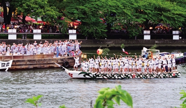 Tenjin Matsuri - Lễ hội mùa hè của thành phố Osaka