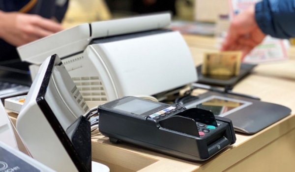 Các quy tắc thanh toán tại quầy khi mua sắm ở Nhật