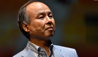 Son Mayayoshi: Từ cậu bé nuôi heo trở thành tỉ phú Nhật