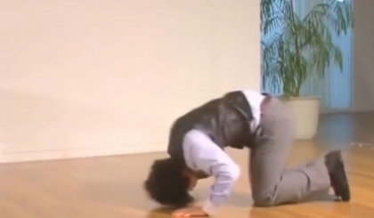 Cách xin lỗi vô cùng bá đạo của các chàng trai Nhật