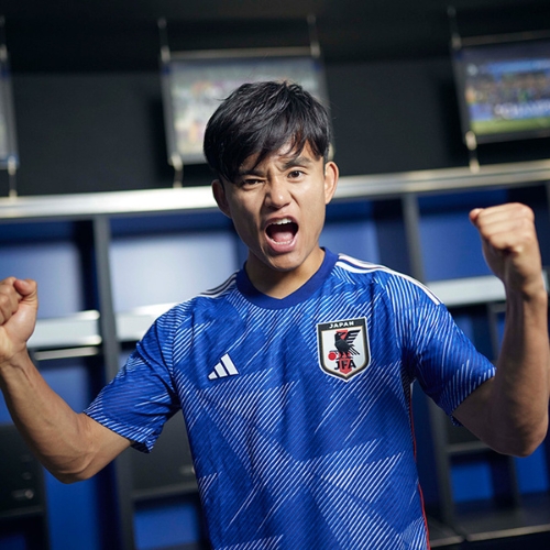 Áo đấu tuyển Nhật Bản thay đổi như thế nào qua các kỳ World Cup?