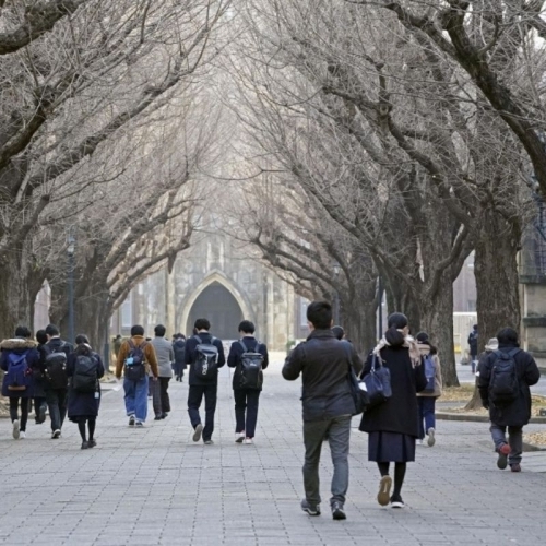 Đại học Nhật siết chặt kiểm tra lý lịch sinh viên nước ngoài