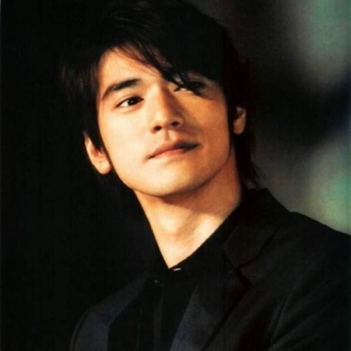 Những nam thần con lai của showbiz Nhật Bản