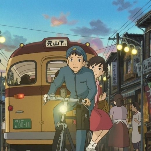 Mối tình học trò trong sáng trong "Ngọn đồi hoa hồng anh"