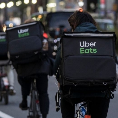 Bất cập trong chính sách giao hàng của Uber Eats dẫn đến tai nạn thương tâm