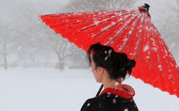 Dù giấy Wagasa gắn liền với vẻ đẹp truyền thống