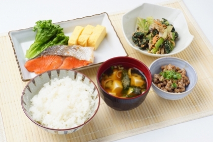 Người Nhật sống lâu, trẻ đẹp nhờ ăn sáng đúng cách