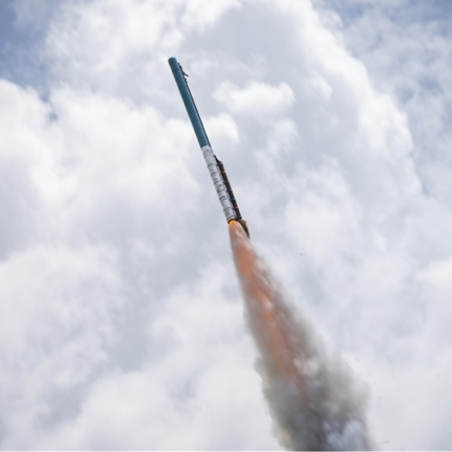 Công ty Nhật Bản biến chất thải của bò thành nhiên liệu tên lửa