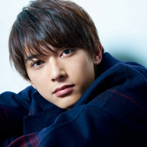 Toukagan: đôi mắt hoa đào bí ẩn