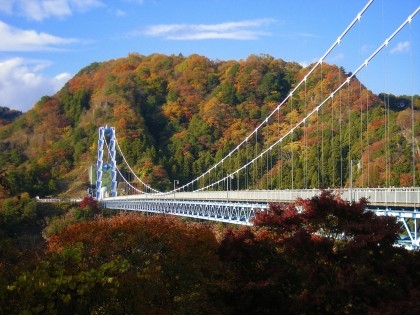 Cầu treo Ryujin và môn thể thao Bungy đầy mạo hi