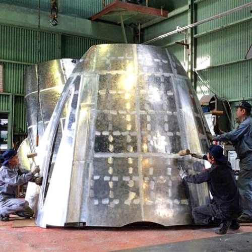 Những nghệ nhân tạo nên diện mạo tàu Shinkansen bằng phương pháp thủ công