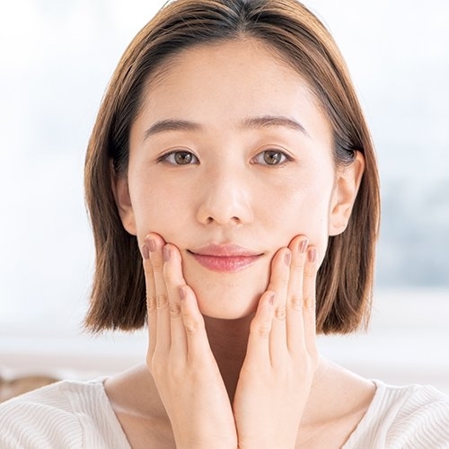 Nâng niu làn da tuổi 30 với bốn bước dưỡng da bằng mỹ phẩm Nhật