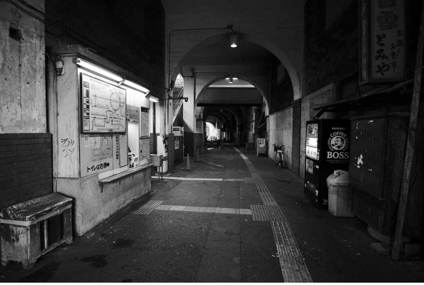 Những nhà ga nhuốm màu sắc kinh dị tại Nhật