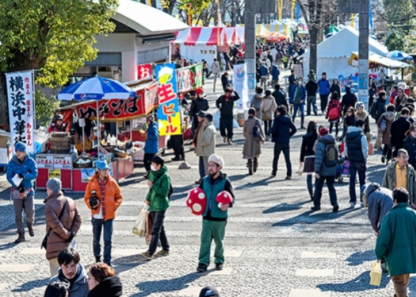 Lạc lối trong rừng chợ đồ cũ đẹp - độc - rẻ ở Nhật 