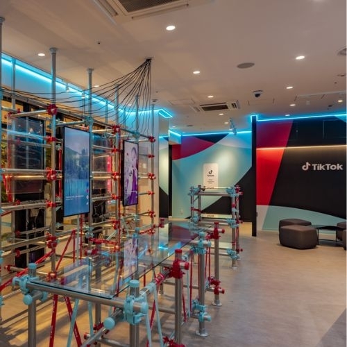 Studio TikTok miễn phí tại công viên Miyashita, Tokyo