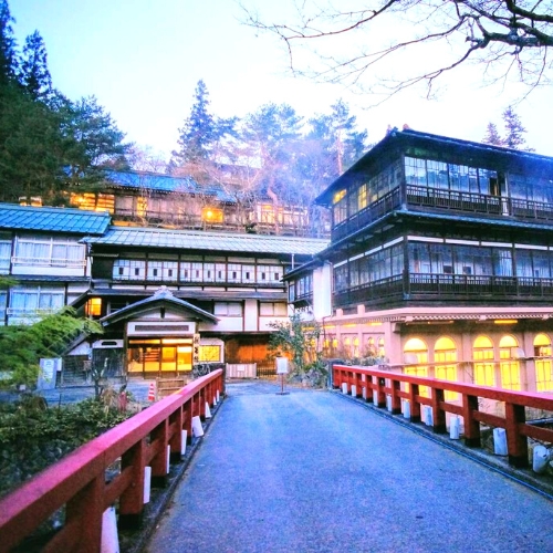 Những khu Onsen hoài cổ cho chuyến du hành ngược thời gian