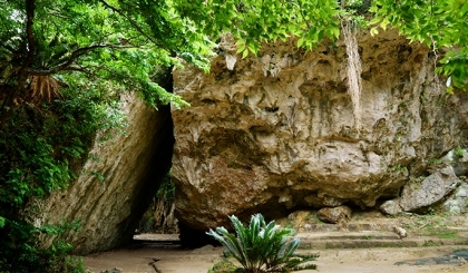 Utaki - tên gọi của những vùng đất thánh tại Okinawa