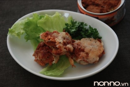 Thịt nguội, xúc xích và chả cá Chikuwa cho người ăn chay