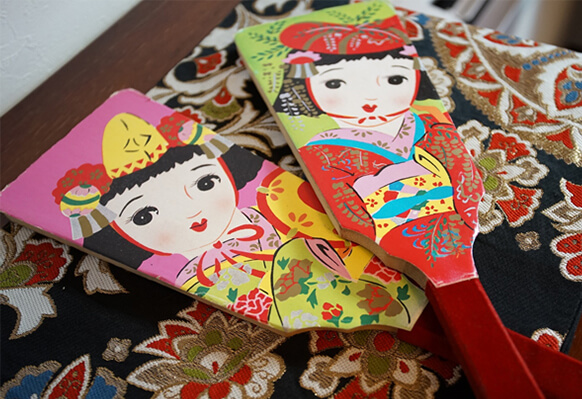 Hagoita trở thành vật trang trí.