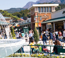 Thị Trấn Trong Rừng