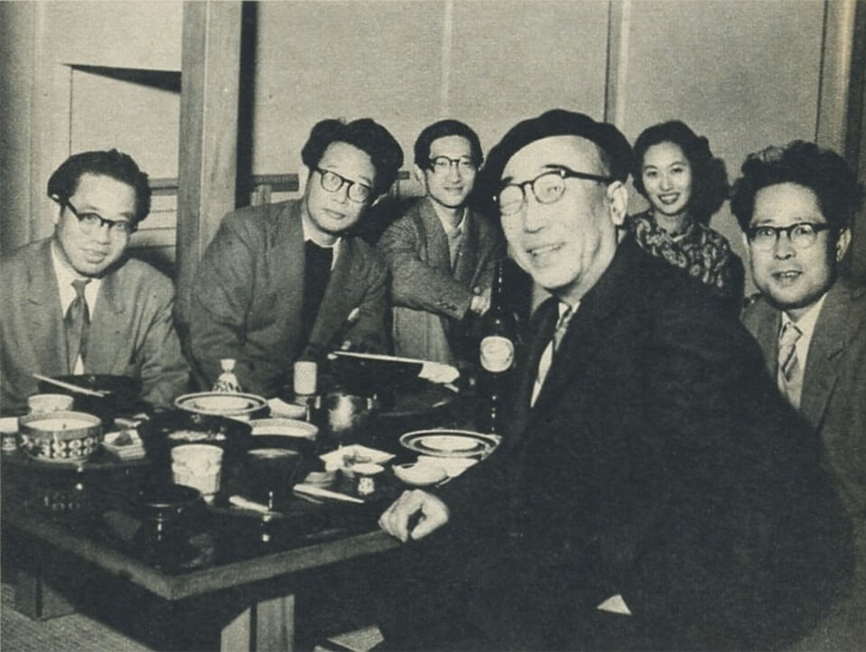 Edogawa Ranpo ở tuổi 63, chụp vào năm 1957. Edogawa Ranpo ở tuổi 63, chụp vào năm 1957.