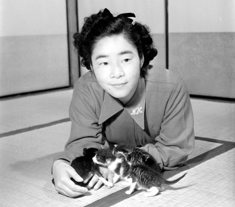 Machiko là người rất yêu động vật, bà cũng nuôi nhiều chó và mèo.