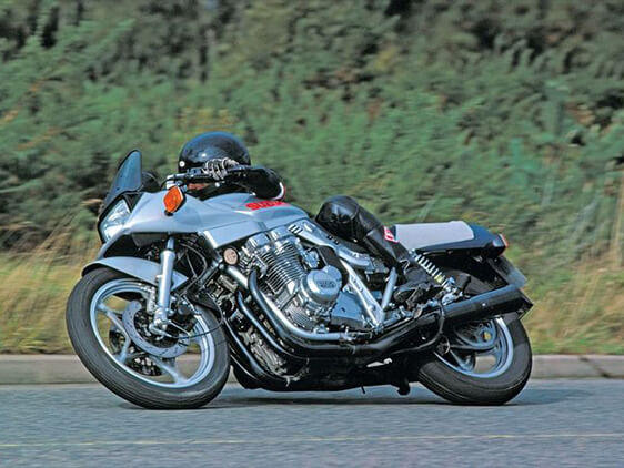 Xe đua Suzuki Katana