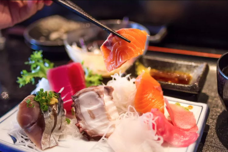 Dinh dưỡng có trong sashimi
