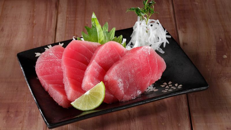 sashimi cá ngừ