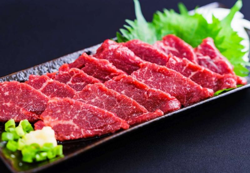 sashimi thịt ngựa