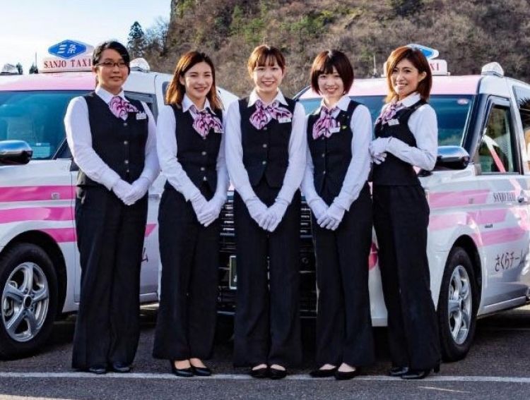 nữ tài xế nữ tài xế