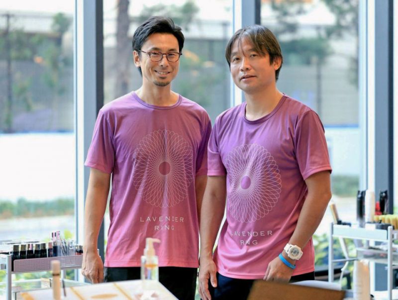 Anh Hiroyuki Tsukimura (phải) và anh Yasuaki Misonou (trái) tại sự kiện tháng 8/2019.