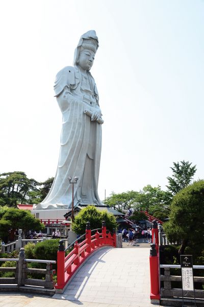 bức tượng tỉnh Gunma
