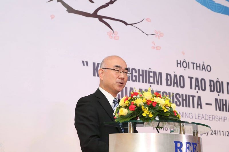 Ông Furuyama Kazuhiro <span>–</span> Giám đốc Học viện Quản Lý <span>–</span> Chính Trị Matsushita