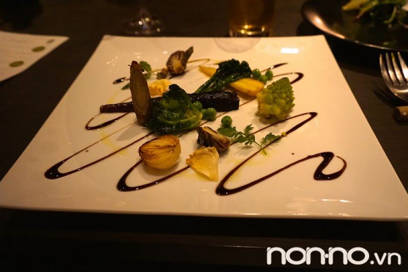 nhà hàng Cross Tokyo