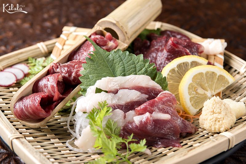 đặc sản thịt ngựa sống Basashi