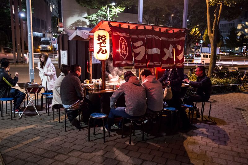 Yatai ẩm thực đường phố Nhật Bản