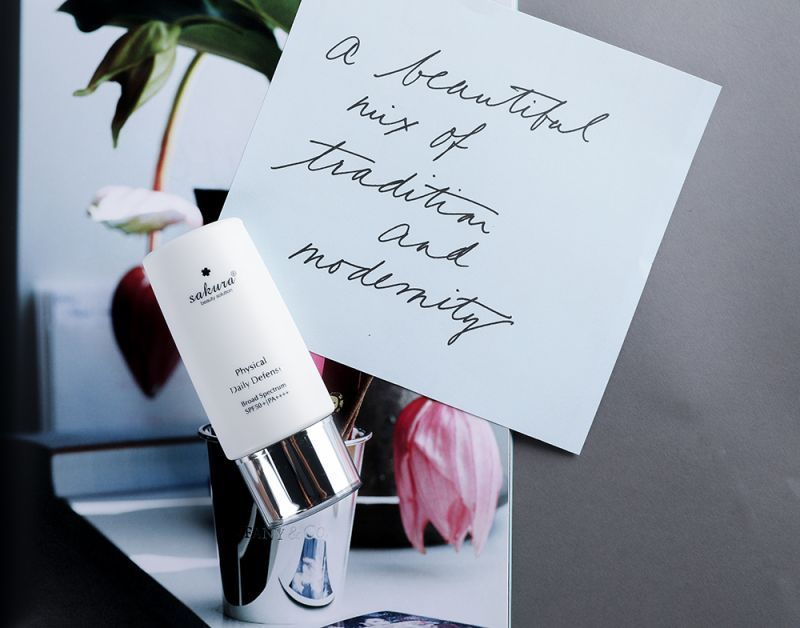 Kem chống nắng Sakura