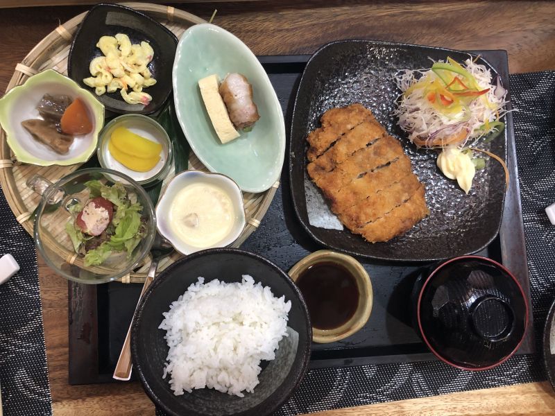 set cơm tonkatsu