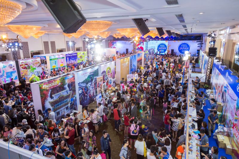 khách tham dự sự kiện lên đến gần 30.000 người