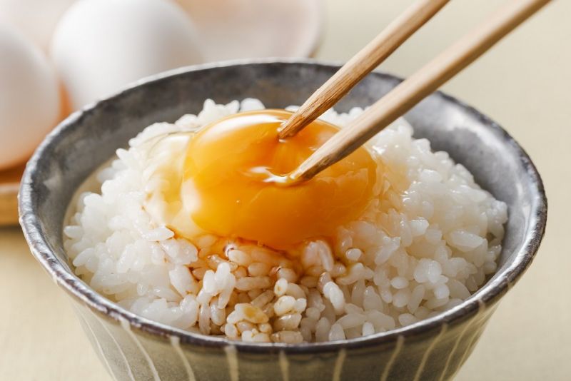 Cơm trộn trứng sống của Nhật nổi tiếng đến mức nào?