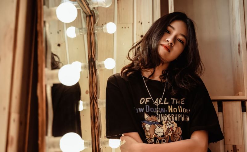 SNSで世界的に人気となっている 「Hai Phut Hon」を手掛けたラッパーファオ(Phao) ⓒ Zing News SNSで世界的に人気となっている 「Hai Phut Hon」を手掛けたラッパーファオ(Phao) ⓒ Zing News