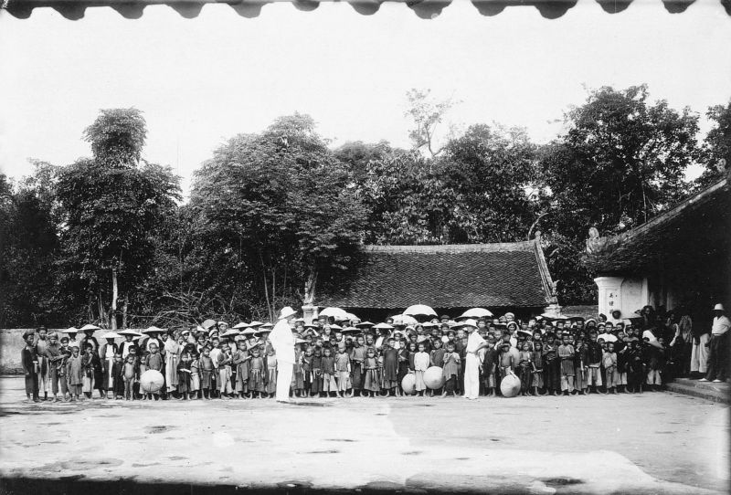 batch_vaccine3_saigoneer.jpg batch_vaccine3_saigoneer.jpg